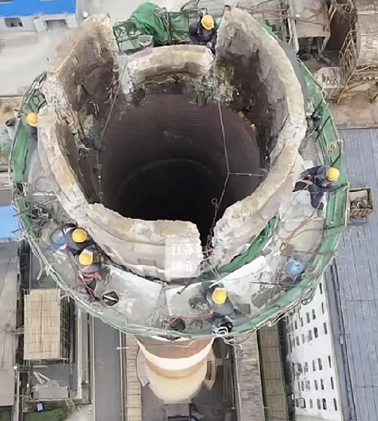 江阴烟囱拆除:人工拆除安全与环保并重的专业公司